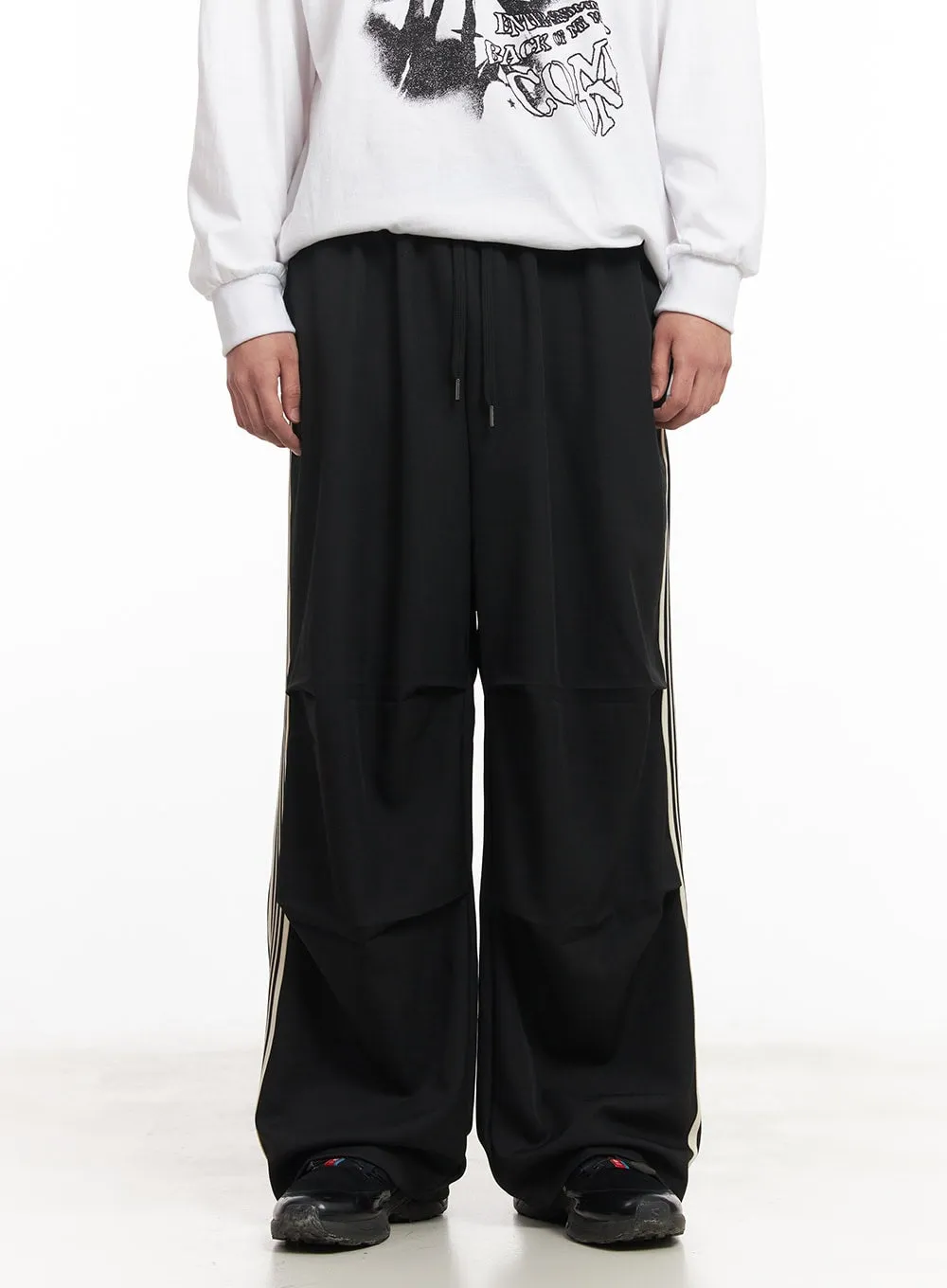 Men's Wide-Fit Striped Sweatpants IM517