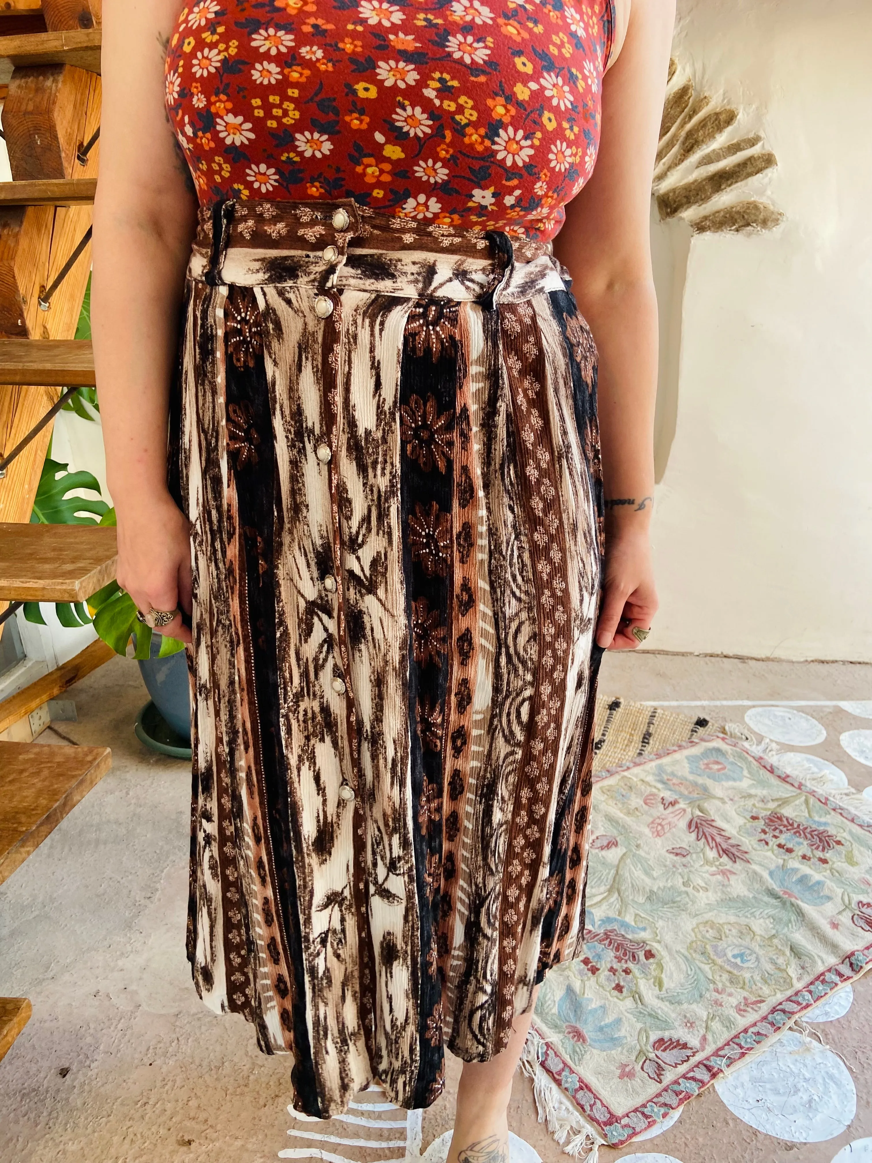 VINTAGE 90’s Brown Bohemian Pattern Midi Skirt - S/M